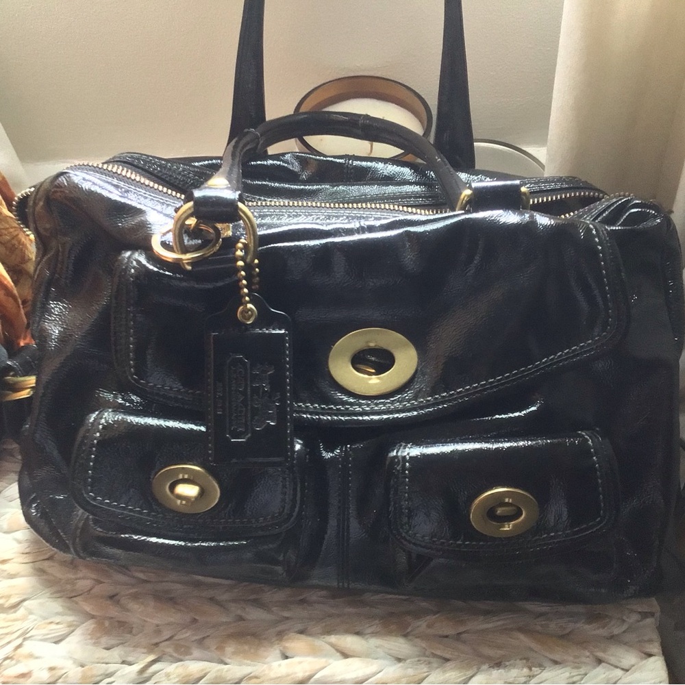 COACH LTD ED PEYTON LEGACY PATENT LEATHER PURSE